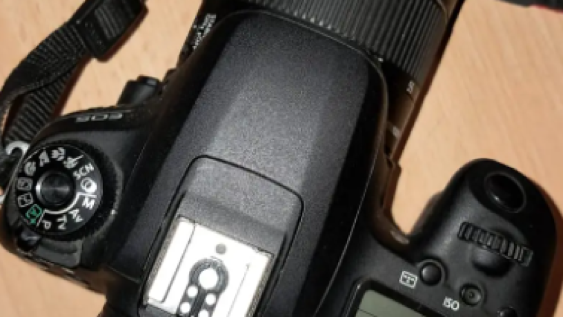 kanon-77d-ghalk-mnkhfd-hal-mthl-algdyd-aads-mgmoaa-50-mm-f18-big-4
