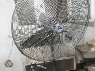 مروحة ماركة jac حديد ضخمة ٣٠ انش قطر المروحة