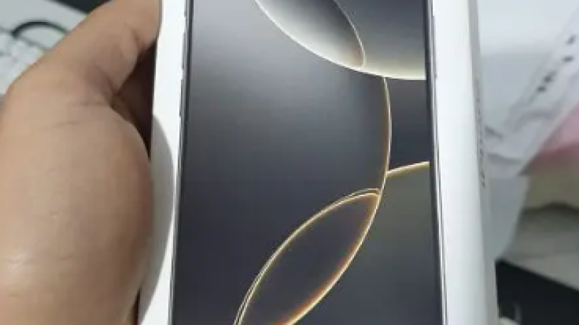 iphone-16-pro-128gb-natural-titanium-gdyd-mtbrshm-ayfon-16-bro-big-0