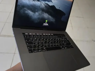 ماك بوك برو 15 2019 i9