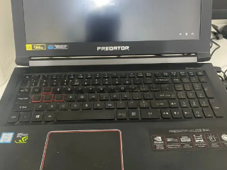 لاب توب Acer Helios 300 15.6 GTX 1060 i7-8750H CPU @ 2.20 جيجا هرتز 2.21 جيجا هرتز