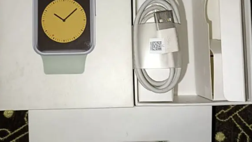 saaa-hoaoy-otsh-fyt-huawei-watch-fit-big-2