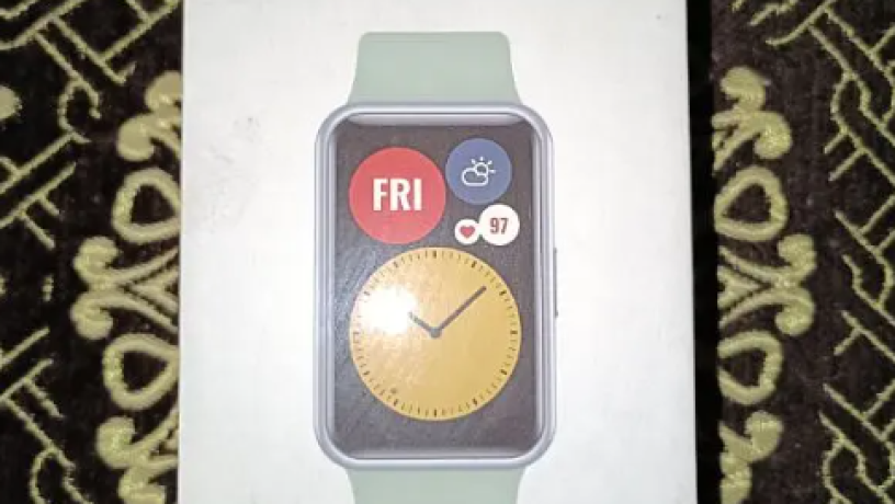 saaa-hoaoy-otsh-fyt-huawei-watch-fit-big-0