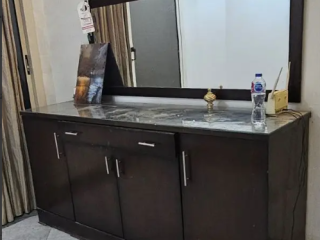 بوفيه بالمرايه