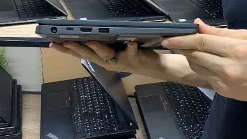dell-latitude-7400-core-i5-tatsh-gyl-thamn-rfyaa-gda-oshbh-gdyd-baldman-big-6