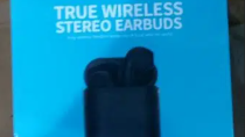 smaaah-ayrbodz-tatsh-gdydh-air-pods-big-2