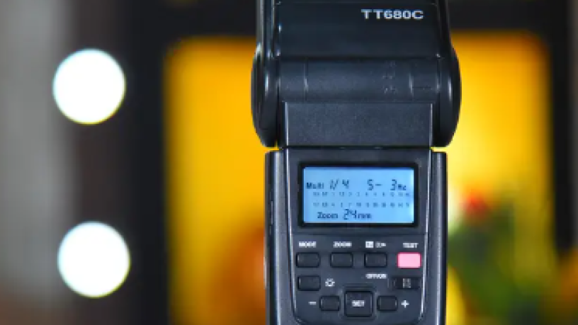 flash-godks-680-big-3