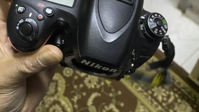 nykon-d750-big-2