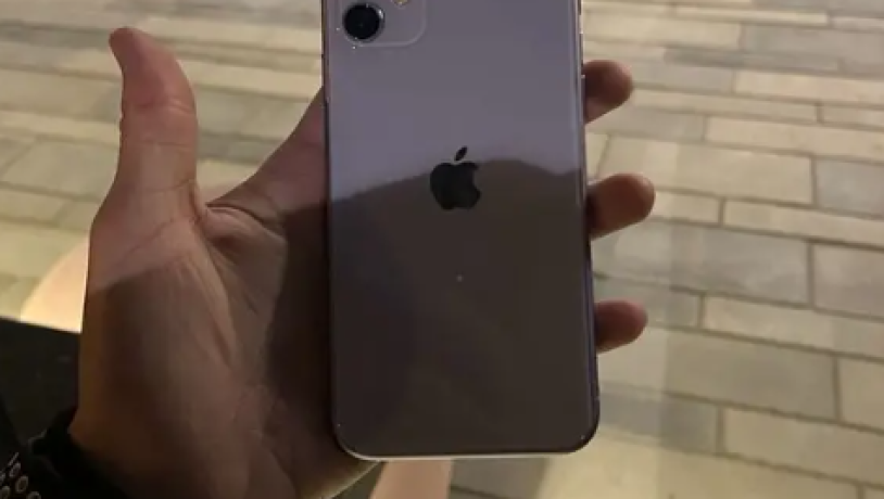 iphone-11-used-ayfon-11-mstaaml-big-0