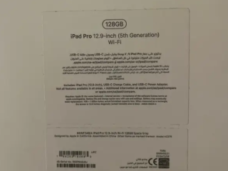 Ipad pro 12.9 5th gen M1 Wifi مع الكرتونة بتاعته و القلم