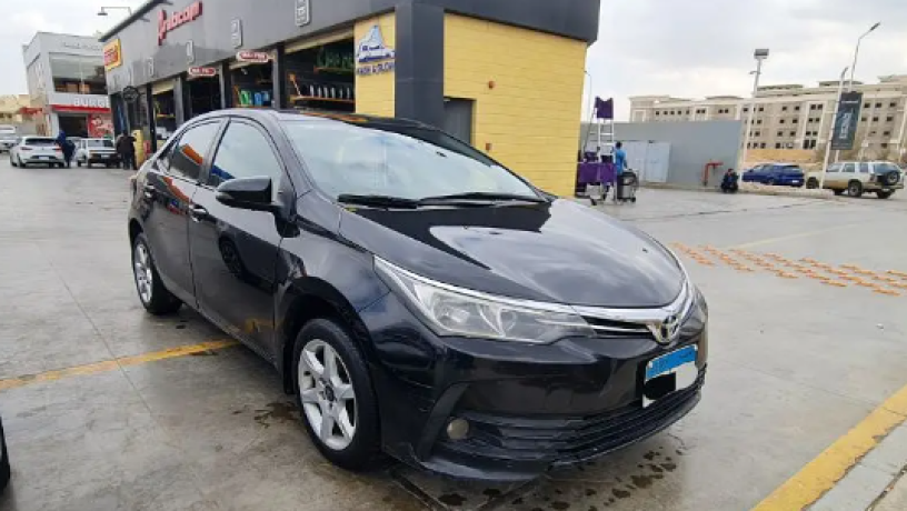 toyota-korola-2018-big-2