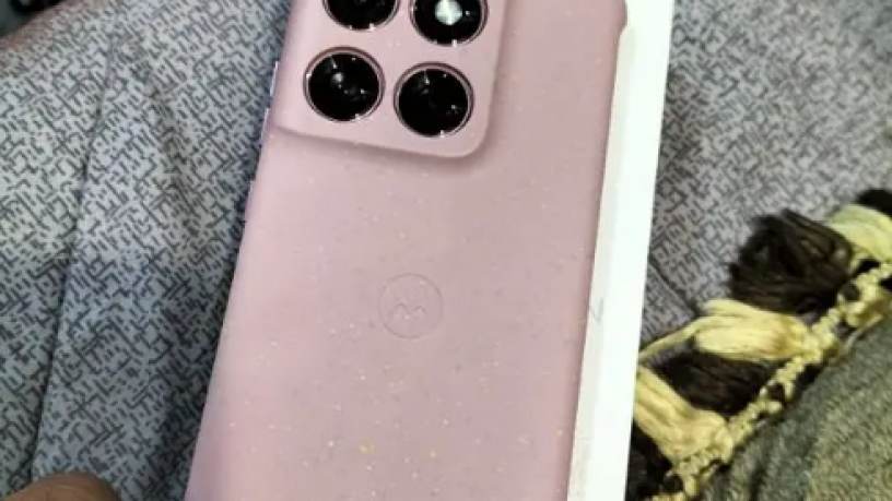 motorola-aydg-60-fyogn-big-1