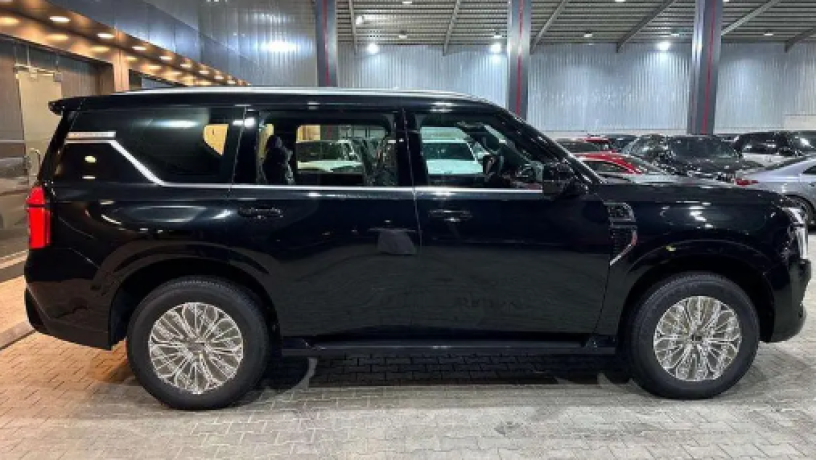 nysan-batrol-2025-blatynyom-2025-nissan-patrol-platinum-big-2