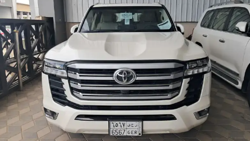 toyota-land-krozr-2024-gxr-big-0
