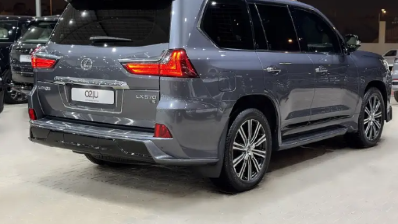 lkzs-lx-570-2019-big-2