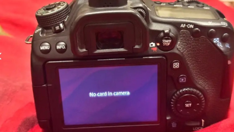 kamyra-kanon-eos-80d-maa-aads-50-mm-18-big-2
