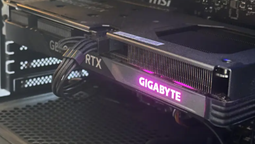 btak-rsomat-gigabyte-rtx-4060-oc-saa-8-gygabayt-llbyaa-big-0