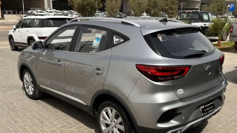 am-gy-zs-2023-mg-zs-2023-big-3