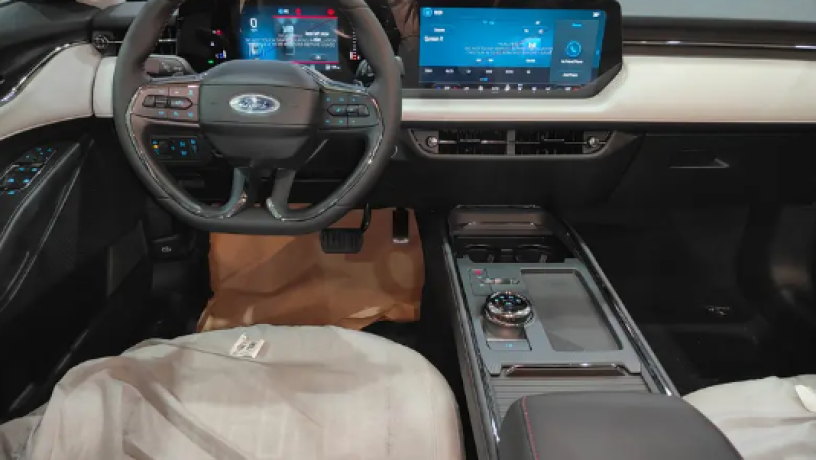 ford-tors-2025-nyo-trnd-big-2