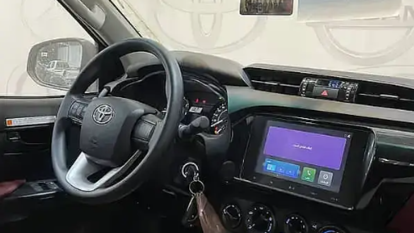 toyota-hyloks-dbl-slk-2025-big-3