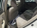 toyota-korola-2010-small-1