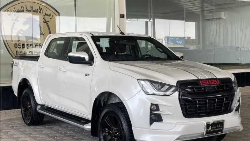 aysozo-dymks-2023-isuzu-d-max-2023-big-1