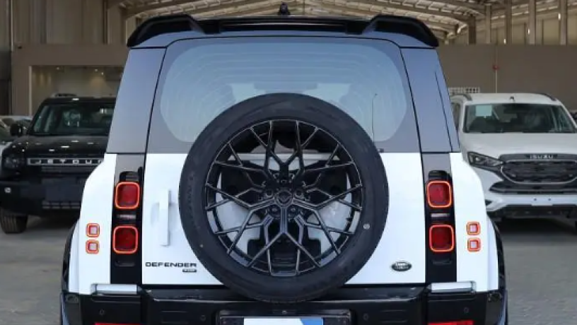 land-rofr-dyfndr-2022-land-rover-defender-2022-big-2