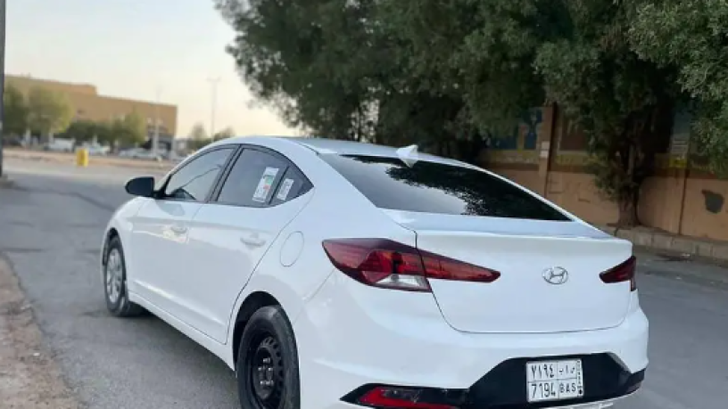hyonday-alntra-2020-hyundai-elantra-2020-big-3