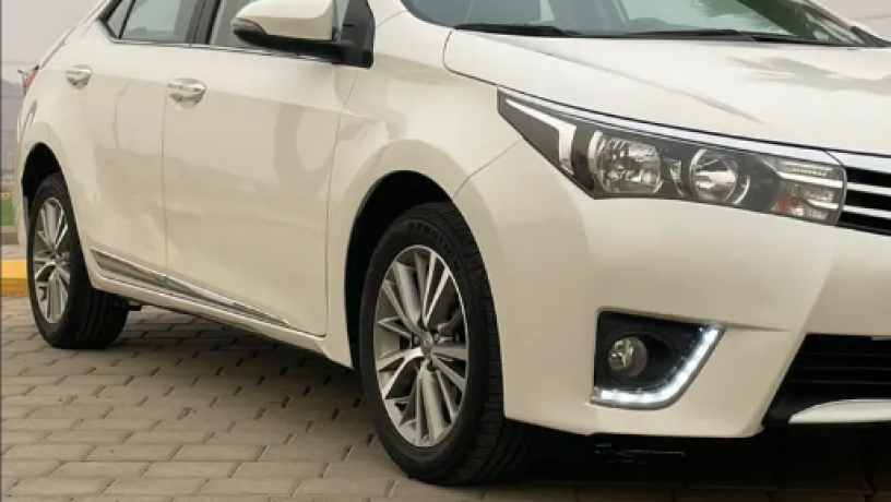 toyota-korola-2016-2016-big-1
