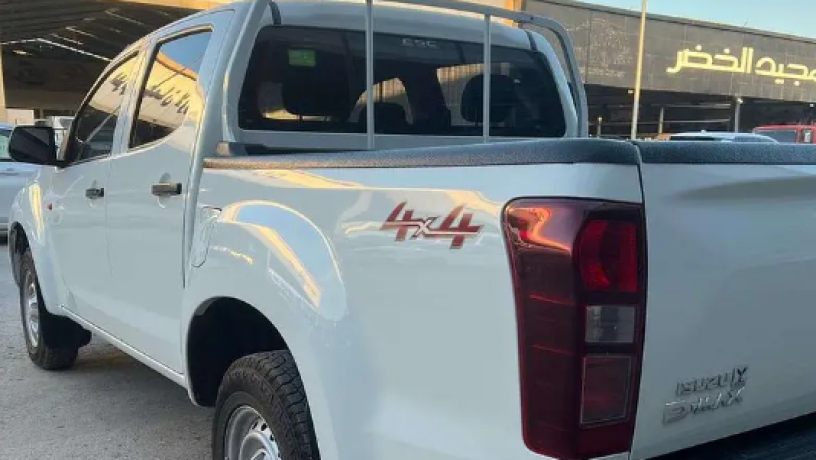 aysozo-dmks-2022-isuzu-d-max-2022-big-2