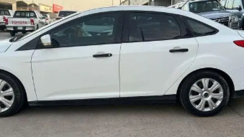 ford-foks-2014-ford-focus-2014-big-1