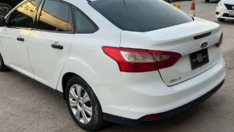 ford-foks-2014-ford-focus-2014-big-2