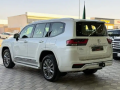 toyota-land-krozr-l4-modyl-2023-small-1