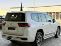toyota-land-krozr-l4-modyl-2023-small-2