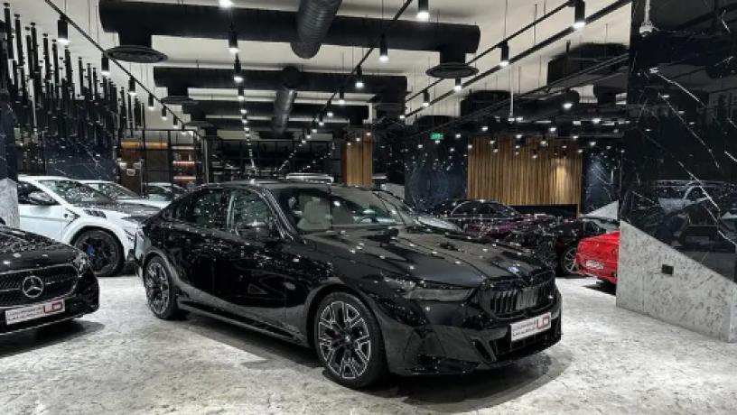 by-am-dblyo-520i-2026-gdyd-new-bmw-520i-2026-big-2