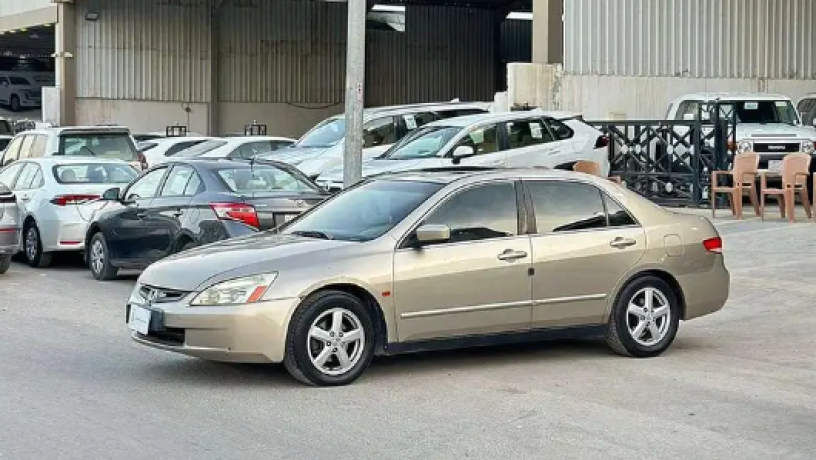 honda-akord-2004-mstaaml-honda-accord-2004-used-big-0