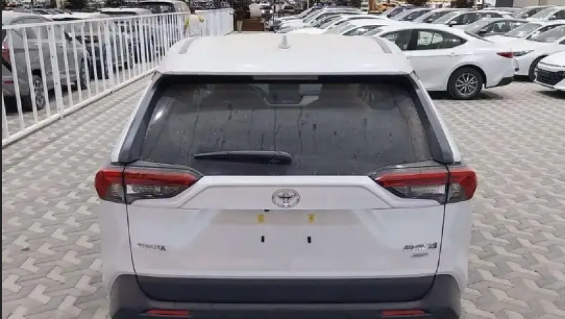toyota-raf-for-le-bnzyn-dfaa-rbaaay-2025-big-2