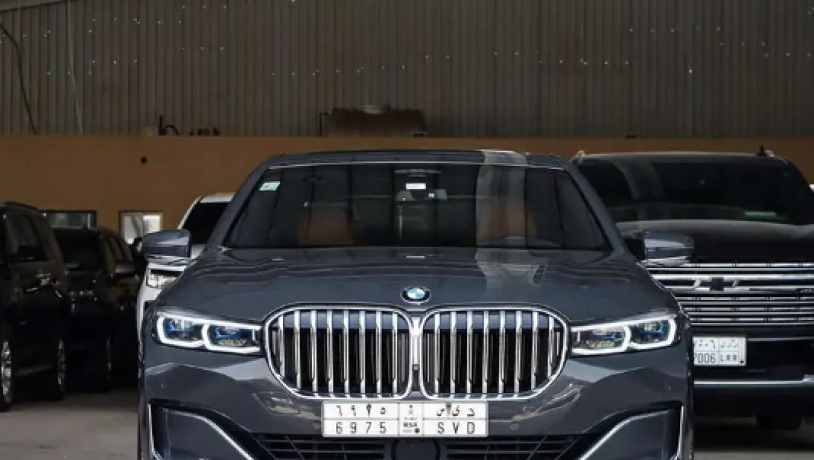 by-am-dblyo-750li-2022-bmw-750li-2022-big-0