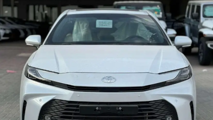 kamry-le-2025-ns-fl-abyd-2025-camry-le-mid-white-big-0