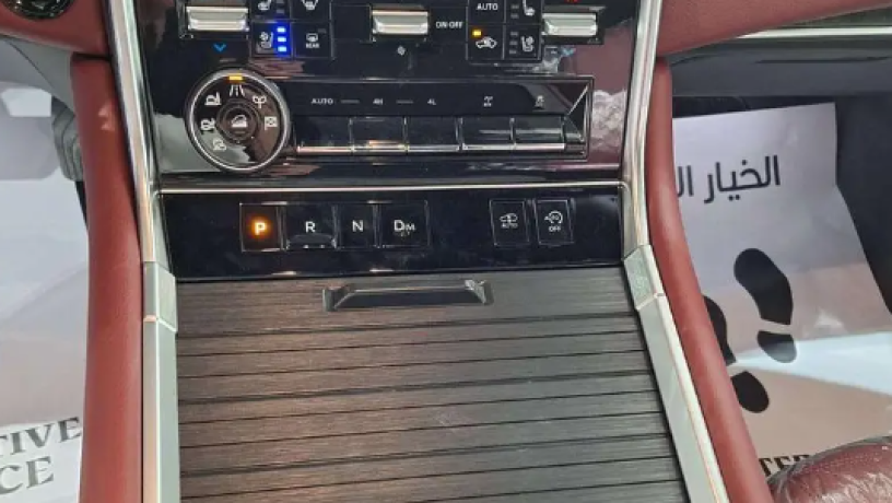 nysan-batrol-blatynyom-2025-nissan-patrol-platinum-2025-big-4
