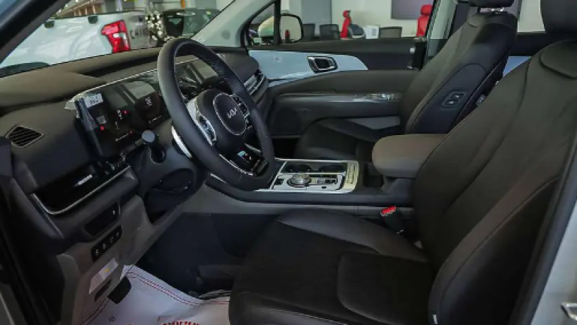 kya-krnfal-2025-kia-carnival-2025-big-2