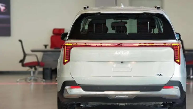 kya-krnfal-2025-kia-carnival-2025-big-1