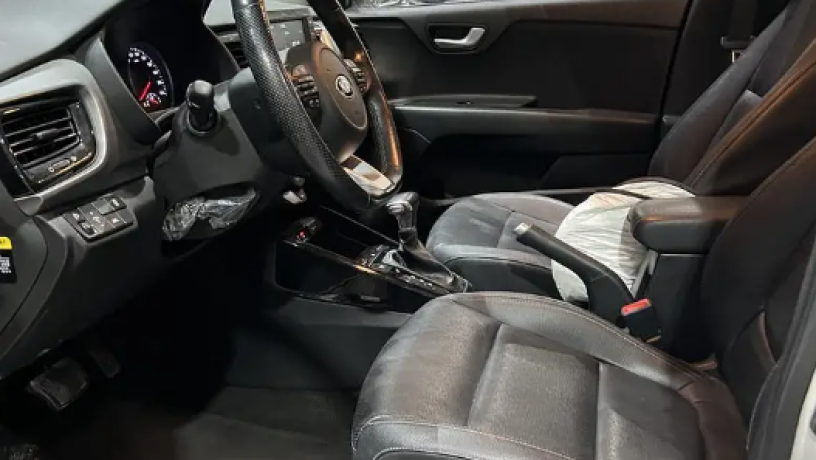 kya-sonyt-2019-dyzl-llbyaa-kia-sonet-2019-diesel-for-sale-big-2