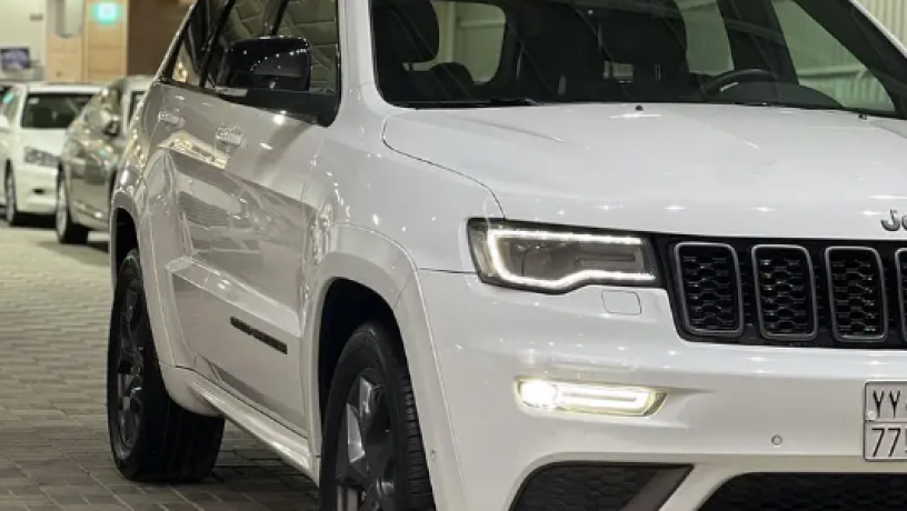 gyb-grand-shyroky-2019-llbyaa-2019-jeep-grand-cherokee-for-sale-big-1