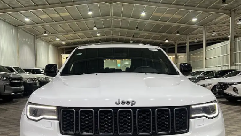 gyb-grand-shyroky-2019-llbyaa-2019-jeep-grand-cherokee-for-sale-big-0