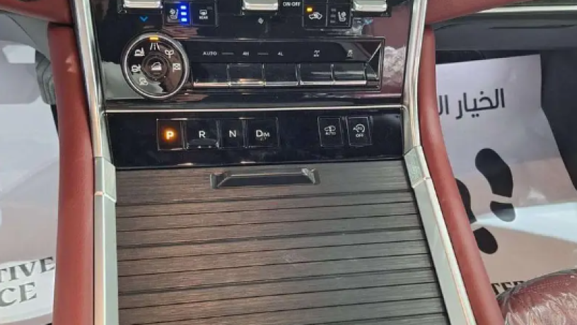 nysan-batrol-blatynyom-2025-nissan-patrol-platinum-2025-big-4