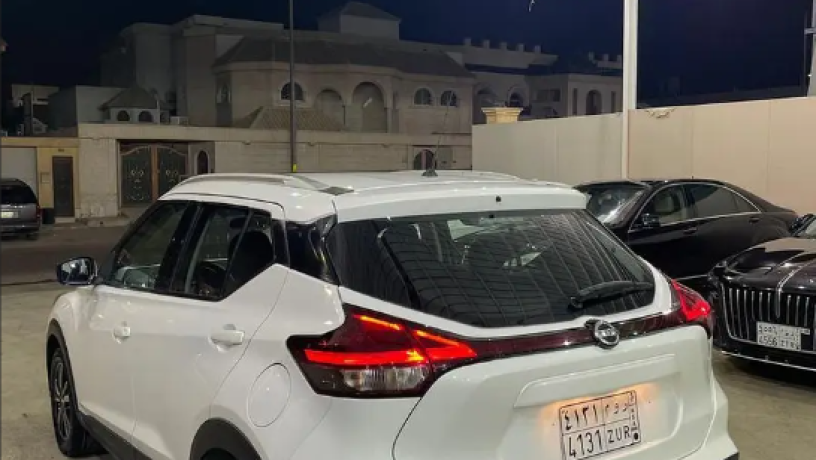 nysan-kyks-2021-mstaaml-llbyaa-used-nissan-kicks-2021-big-1