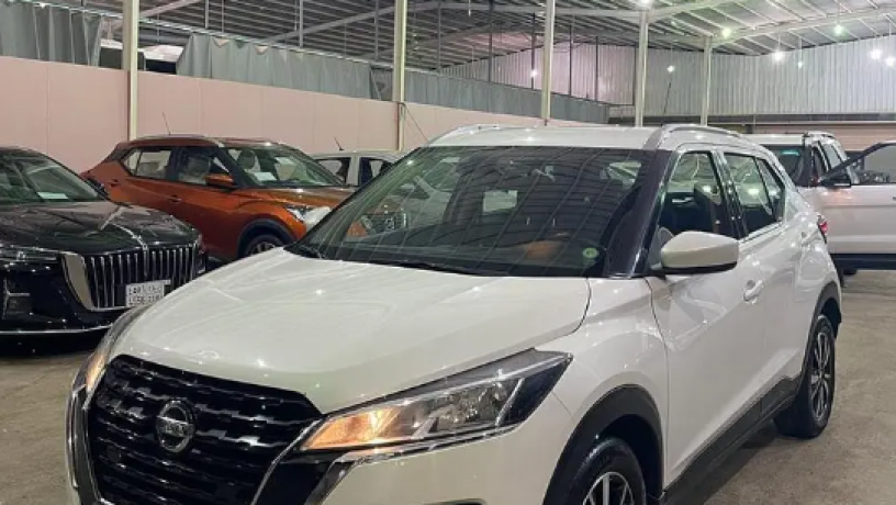 nysan-kyks-2021-mstaaml-llbyaa-used-nissan-kicks-2021-big-0