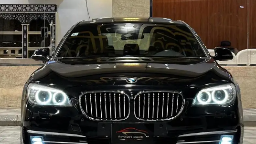 by-am-dblyo-730li-2015-bmw-730li-2015-big-0