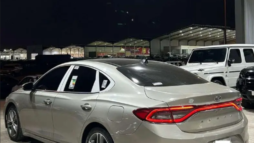 hyonday-azyra-2018-fl-kaml-hyundai-azera-2018-full-option-big-1